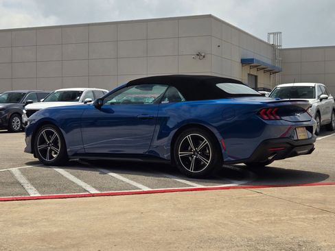 Used 2024 Ford Mustang Premium RWD image 5