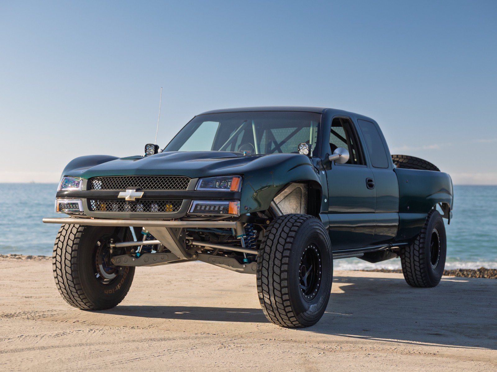 Used 2004 Chevrolet Silverado 1500 W/T RWD image 1