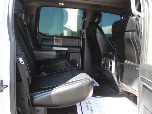 Used 2018 Ford F150 Lariat w/ Equipment Group 502A Luxury AWD/4WD image 13