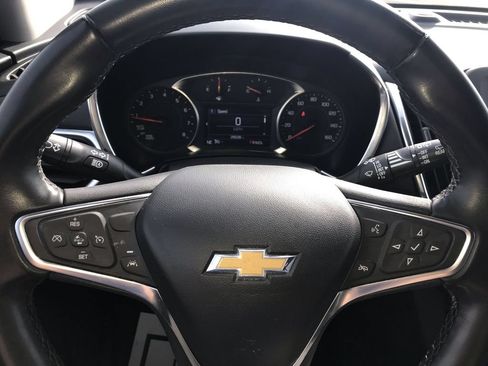 Used 2024 Chevrolet Equinox LT AWD/4WD image 14