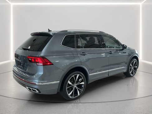 Used 2024 Volkswagen Tiguan SEL R-Line AWD/4WD image 6