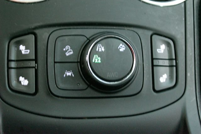 Used 2023 GMC Terrain SLT w/ Infotainment Package II AWD/4WD image 30