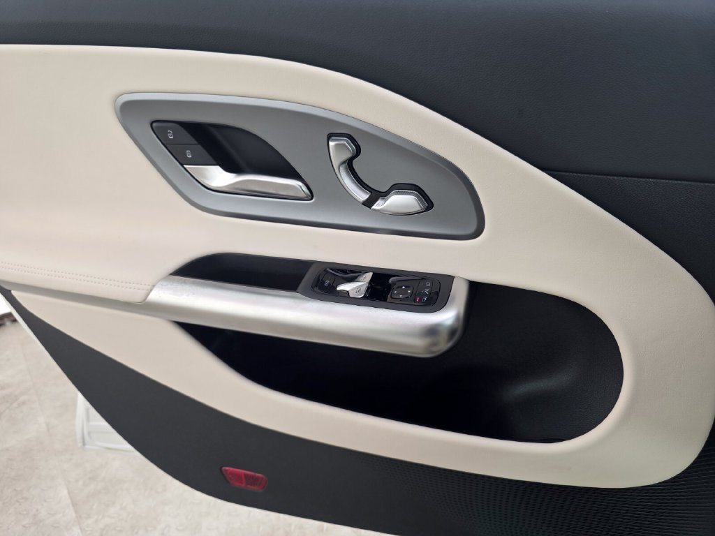 New 2027 Mercedes-Benz CLA 350 image 17