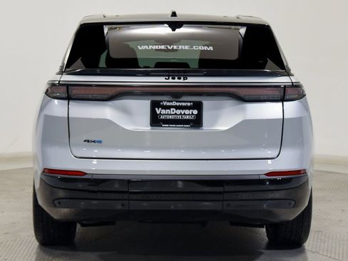 Used 2024 Jeep Wagoneer Launch Edition image 10