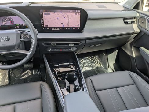 New 2026 Audi Q3 quattro 2.0T image 6