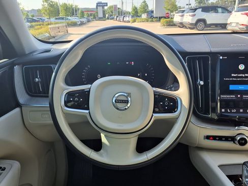 Certified 2024 Volvo XC60 B5 Plus w/ Protection Package Premier AWD/4WD image 26