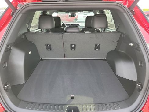 New 2026 GMC Terrain AT4 AWD/4WD image 9