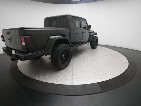 Used 2021 Jeep Gladiator Willys image 33