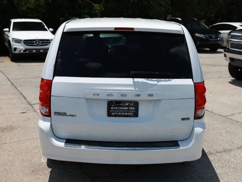 Used 2014 Dodge Grand Caravan SE w/ Quick Order Package 29E SE FWD image 6