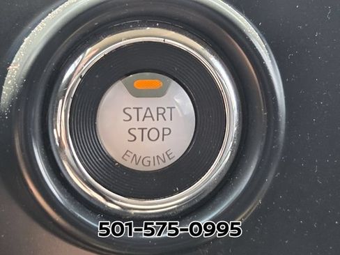 Used 2023 Nissan Titan SV RWD image 22
