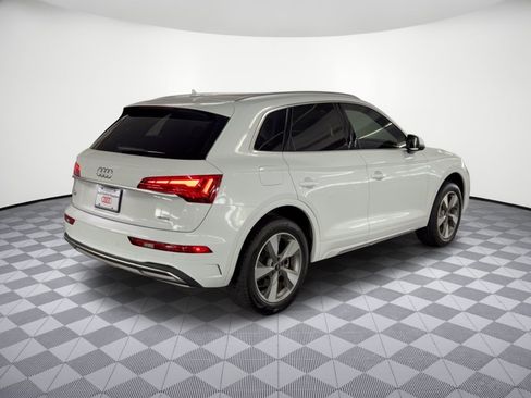Used 2023 Audi Q5 2.0T Premium Plus w/ Premium Plus Package AWD/4WD image 9