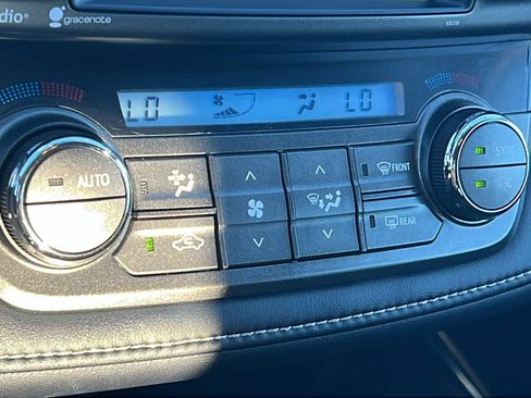 Used 2014 Toyota RAV4 XLE image 14