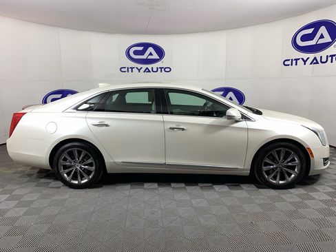 Used 2015 Cadillac XTS Standard image 2