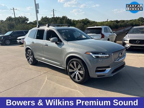 Certified 2025 Volvo XC90 T8 Ultra w/ Lounge Package AWD/4WD image 3