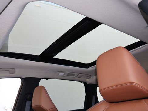 Certified 2023 INFINITI QX60 Sensory w/ Cargo Package AWD/4WD image 5