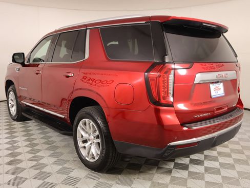 Used 2023 GMC Yukon SLT w/ SLT Premium Package AWD/4WD image 26