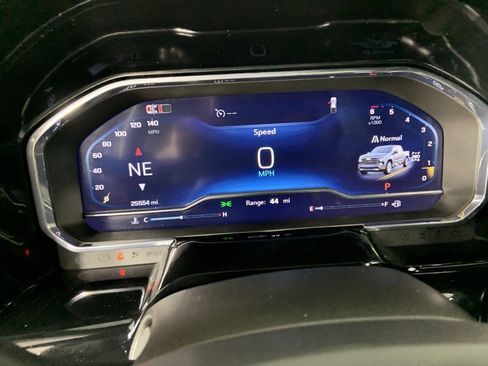 Used 2025 Chevrolet Silverado 1500 High Country w/ High Country Premium Package image 12