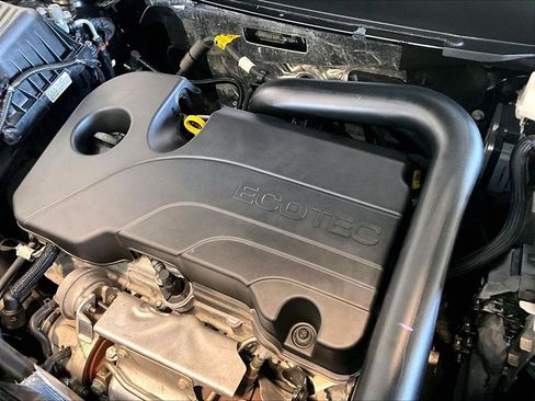 Used 2024 Chevrolet Equinox LS AWD/4WD image 33