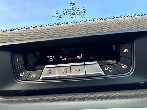 Used 2019 BMW X7 xDrive40i w/ Premium Package AWD/4WD image 36