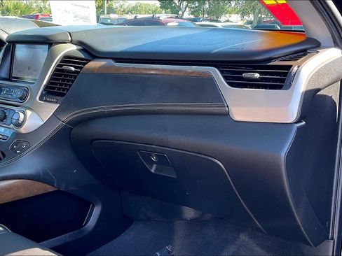 Used 2019 GMC Yukon Denali w/ Denali Ultimate Package image 15