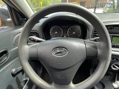 Used 2011 Hyundai Accent GS image 20