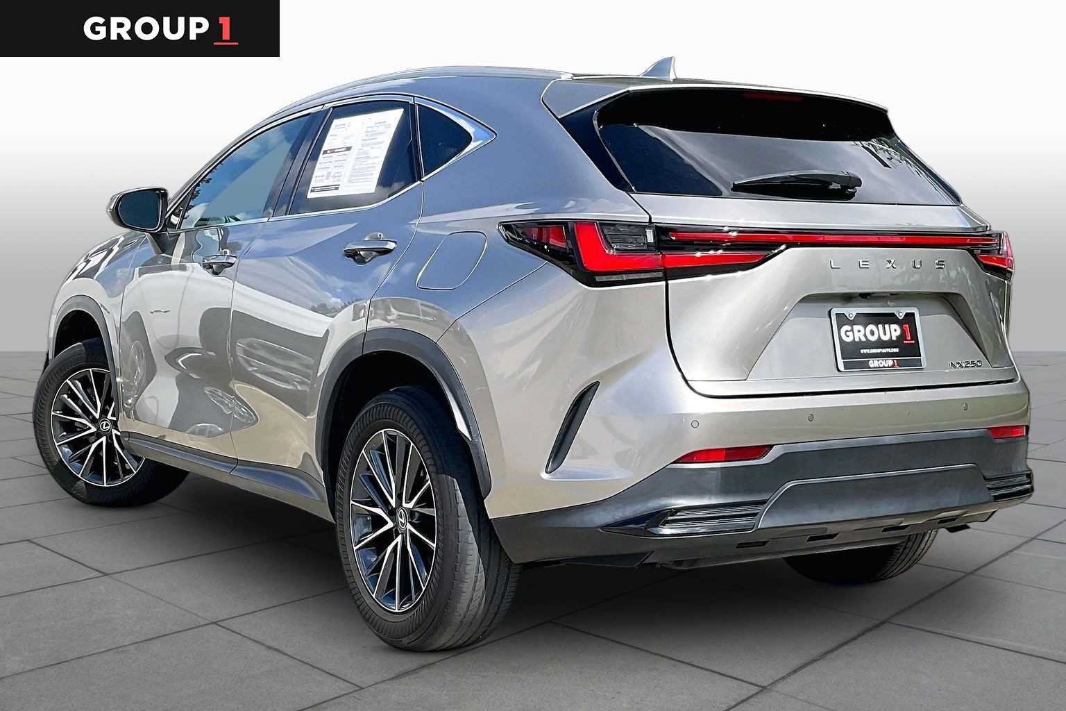 Used 2024 Lexus NX 250 FWD w/ Towing Package (2000 Lbs) image 10