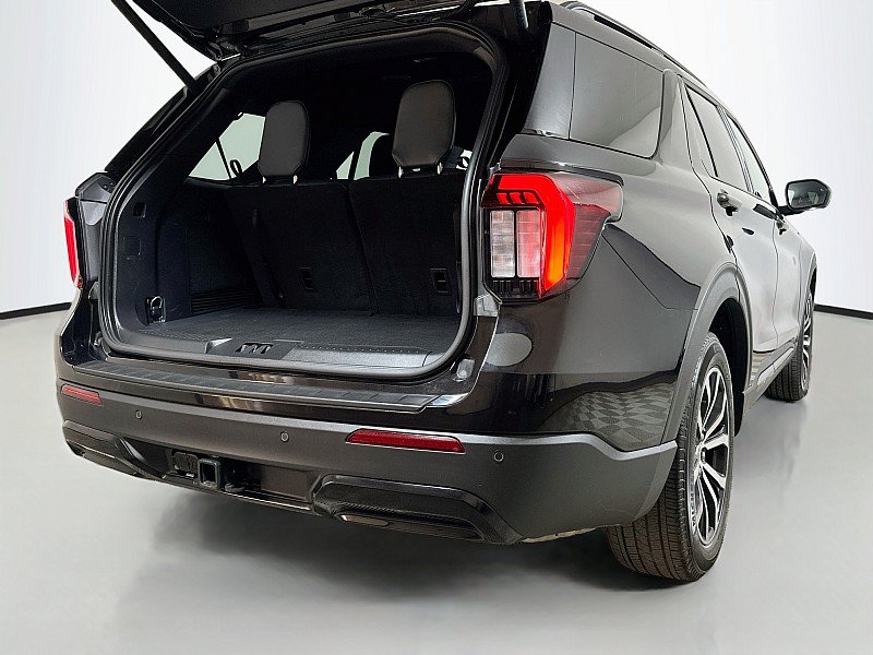 Used 2026 Ford Explorer ST-Line AWD/4WD image 26