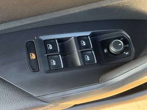 Used 2024 Volkswagen Jetta S FWD image 13