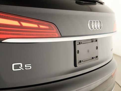 Used 2021 Audi Q5 2.0T Premium Plus w/ Premium Plus Package AWD/4WD image 35