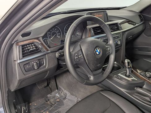 Used 2015 BMW 320i Sedan RWD image 12