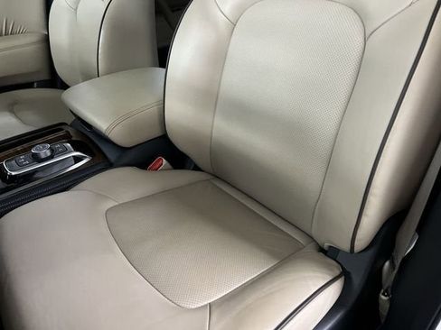 Used 2024 Nissan Armada SL w/ Captain's Chairs Package AWD/4WD image 20