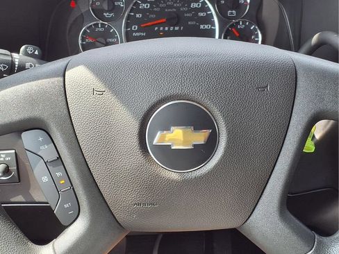 Used 2024 Chevrolet Express 2500 w/ Driver Convenience Package RWD image 17
