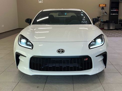 New 2026 Toyota GR86 Premium w/ ALL Weather Mat Package (TMS) image 8