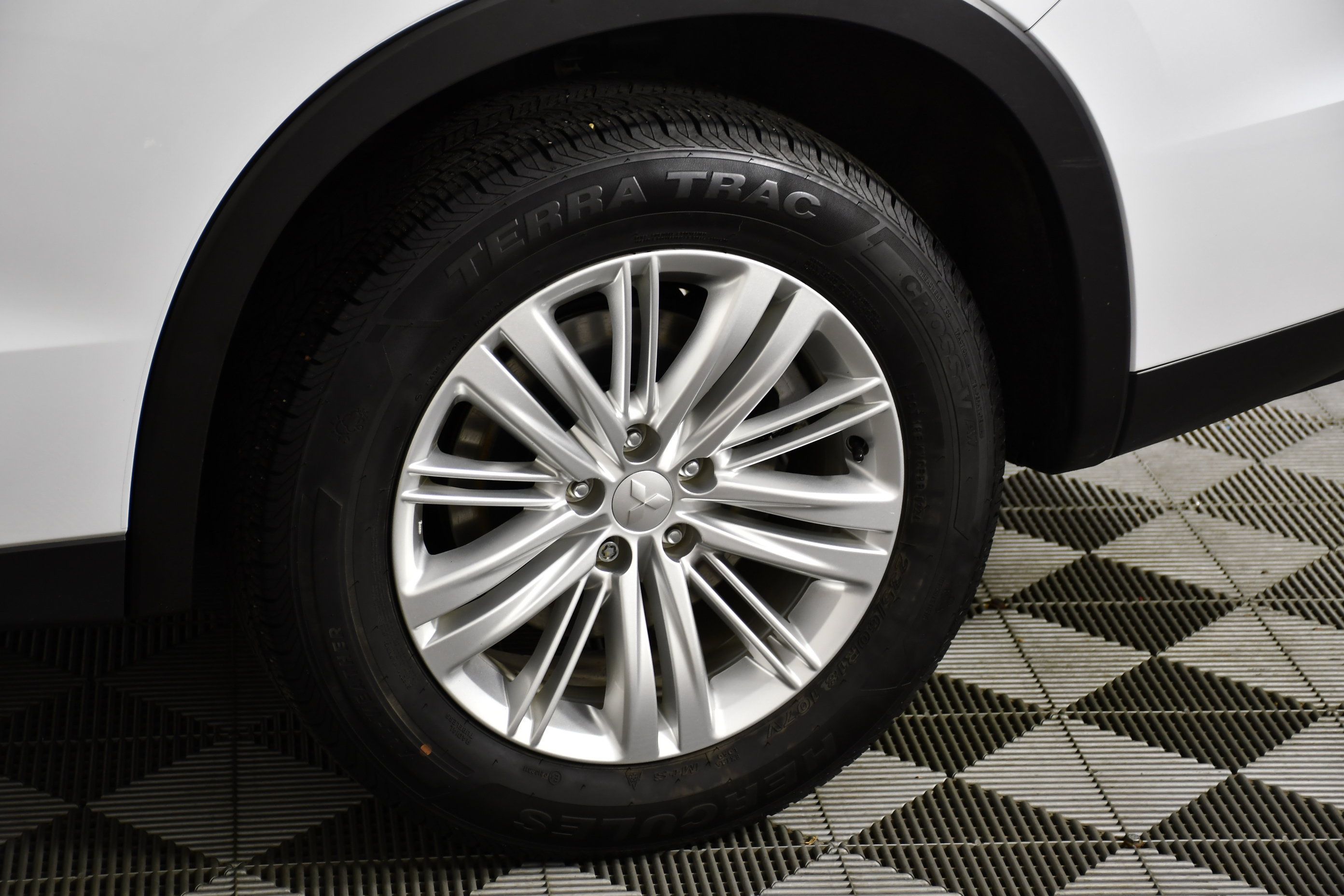 Used 2022 Mitsubishi Outlander ES AWD/4WD image 48