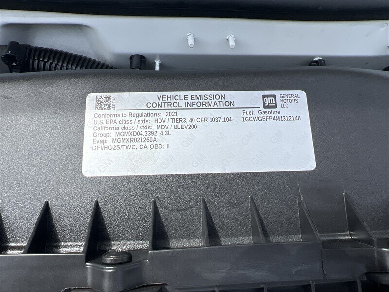 Used 2021 Chevrolet Express 2500 Extended w/ Driver Convenience Package RWD image 8