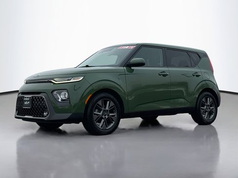 Used 2020 Kia Soul EX image 12