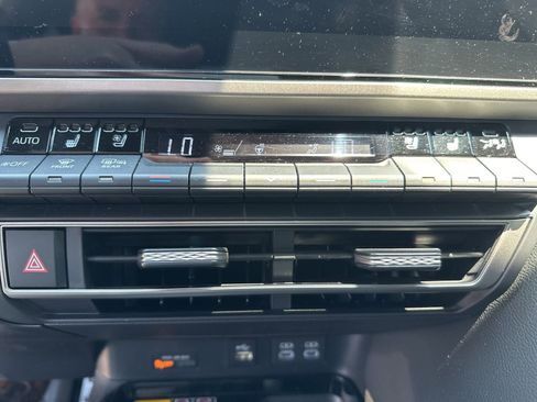 Used 2025 Toyota Camry XSE w/ Premium Package FWD image 10