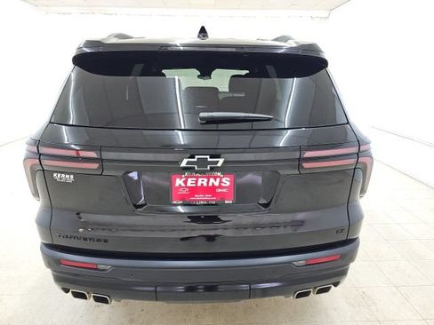 Used 2024 Chevrolet Traverse LT w/ Midnight/Sport Edition FWD image 16
