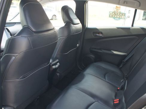 Used 2021 Toyota Prius Prime XLE image 15