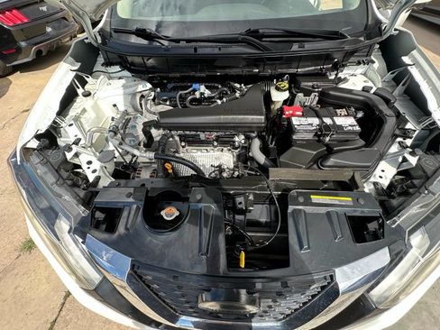 Used 2019 Nissan Rogue SV w/ Premium Package AWD/4WD image 30