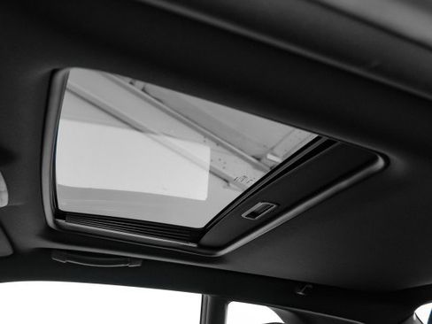 Used 2008 Dodge Challenger SRT8 image 22