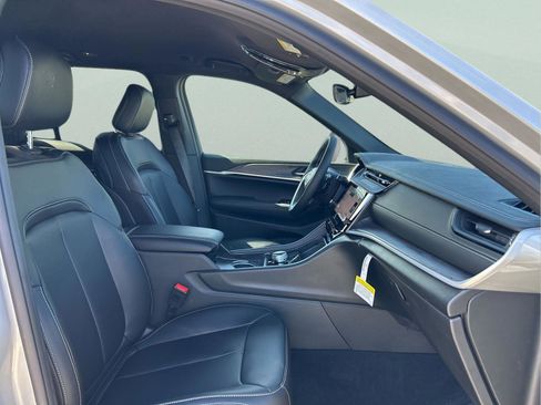 New 2026 Jeep Grand Cherokee Limited RWD image 29