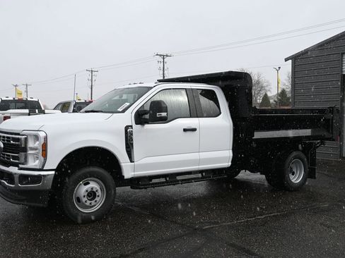New 2026 Ford F350 XL w/ XL Chrome Package image 6