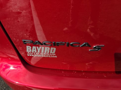 New 2026 Chrysler Pacifica Select w/ S Appearance Package image 10