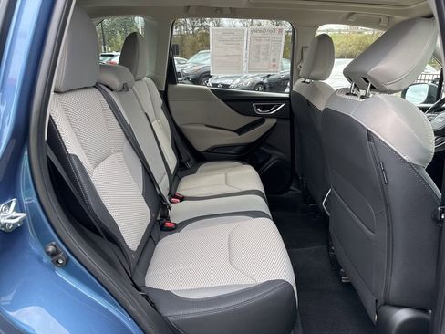 Used 2024 Subaru Forester Premium AWD/4WD image 17