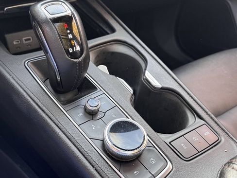 Used 2019 Cadillac XT4 Sport w/ Cold Weather Package image 22