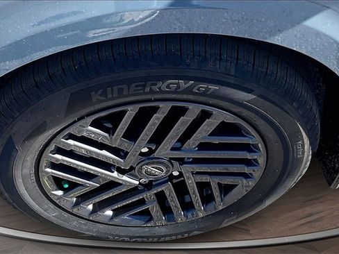 New 2026 Nissan Sentra SV w/ SV Convenience Package image 12