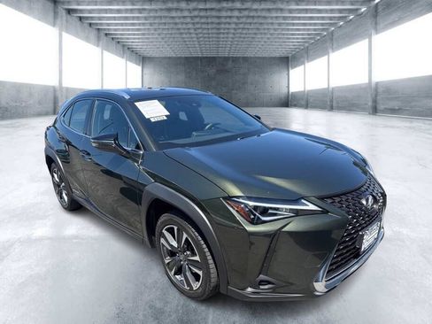 Used 2020 Lexus UX 250h w/ Accessory Package AWD/4WD image 2