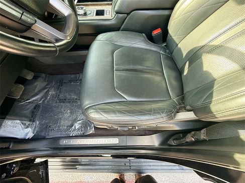 Used 2021 Ford Expedition Max Platinum image 19