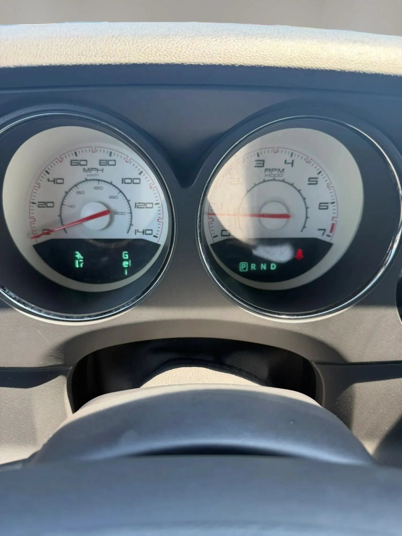 Used 2014 Dodge Challenger SXT RWD image 14